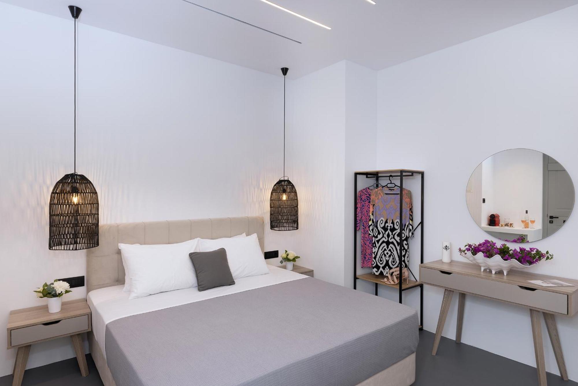 Daire Alexandros Suites, Mykonos Town, With Shared Rooftop Terrace