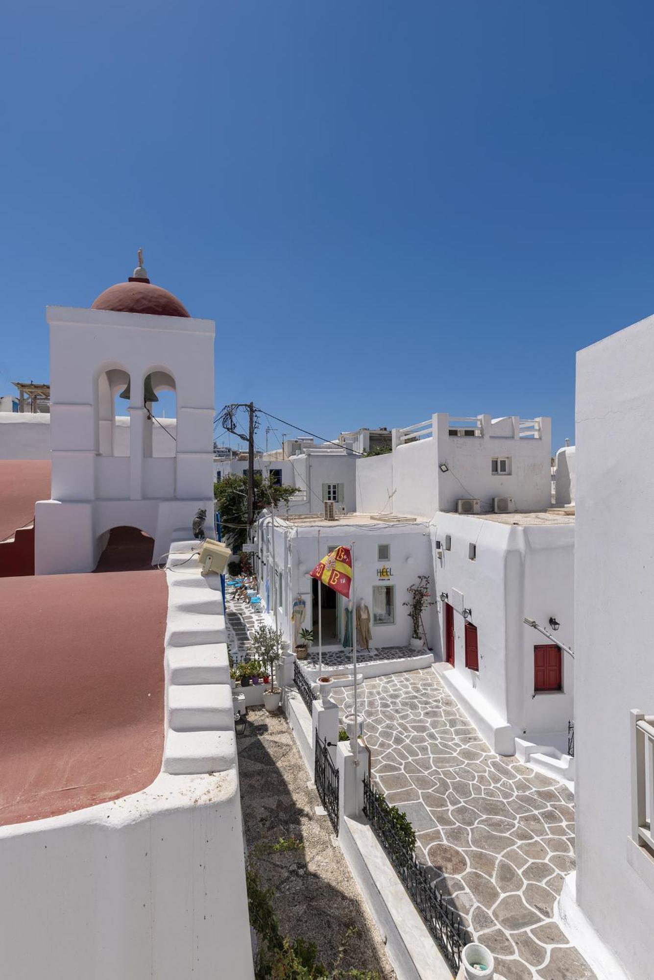 Daire Alexandros Suites, Mykonos Town, With Shared Rooftop Terrace *