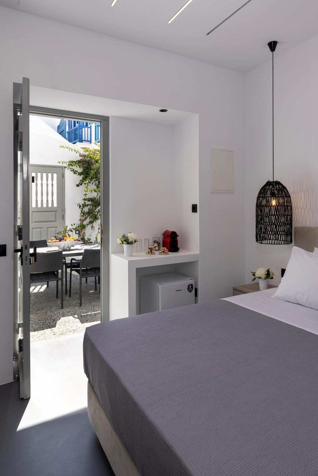 Daire Alexandros Suites, Mykonos Town, With Shared Rooftop Terrace