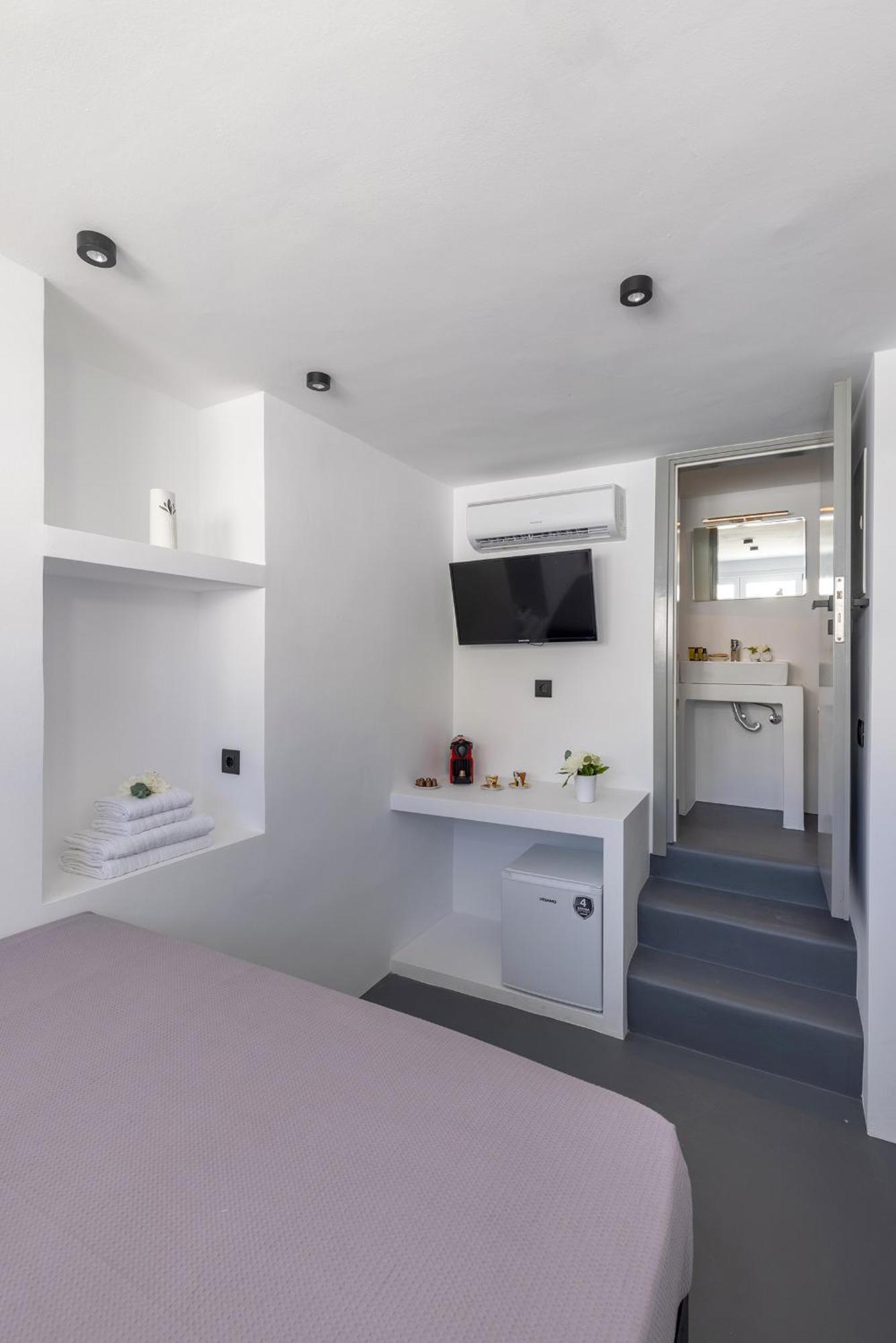 Alexandros Suites, Mykonos Town, With Shared Rooftop Terrace Daire Mykonos Town