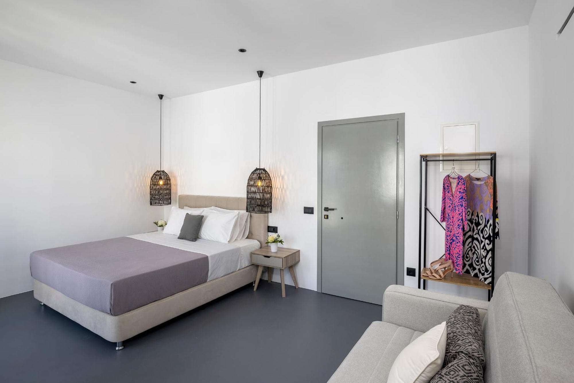 Apartment Alexandros Suites, Mykonos Town, With Shared Rooftop Terrace *