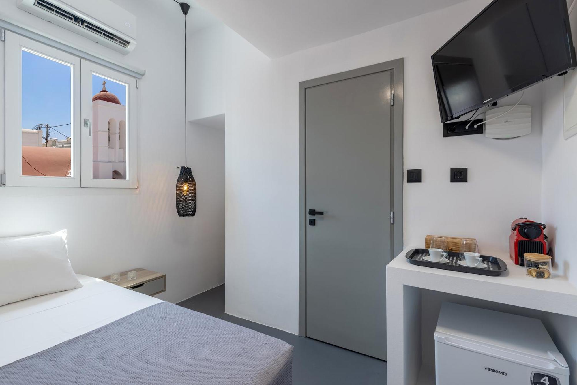 Alexandros Suites, Mykonos Town, With Shared Rooftop Terrace Apartment *
